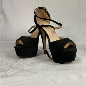 Stilettos (black) BRAND NEW